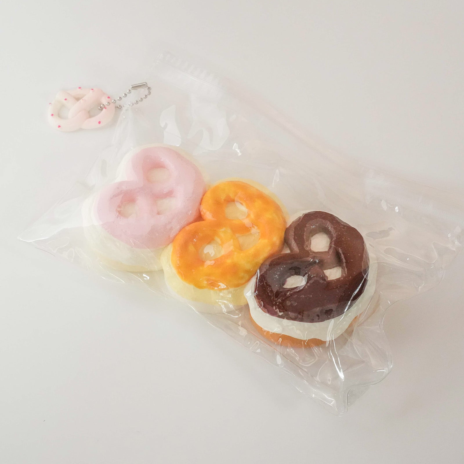 Pretzel Taba Squishy